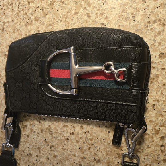 Super cute Horsebit Handbag Gucci Look alike - Picture 2 of 13